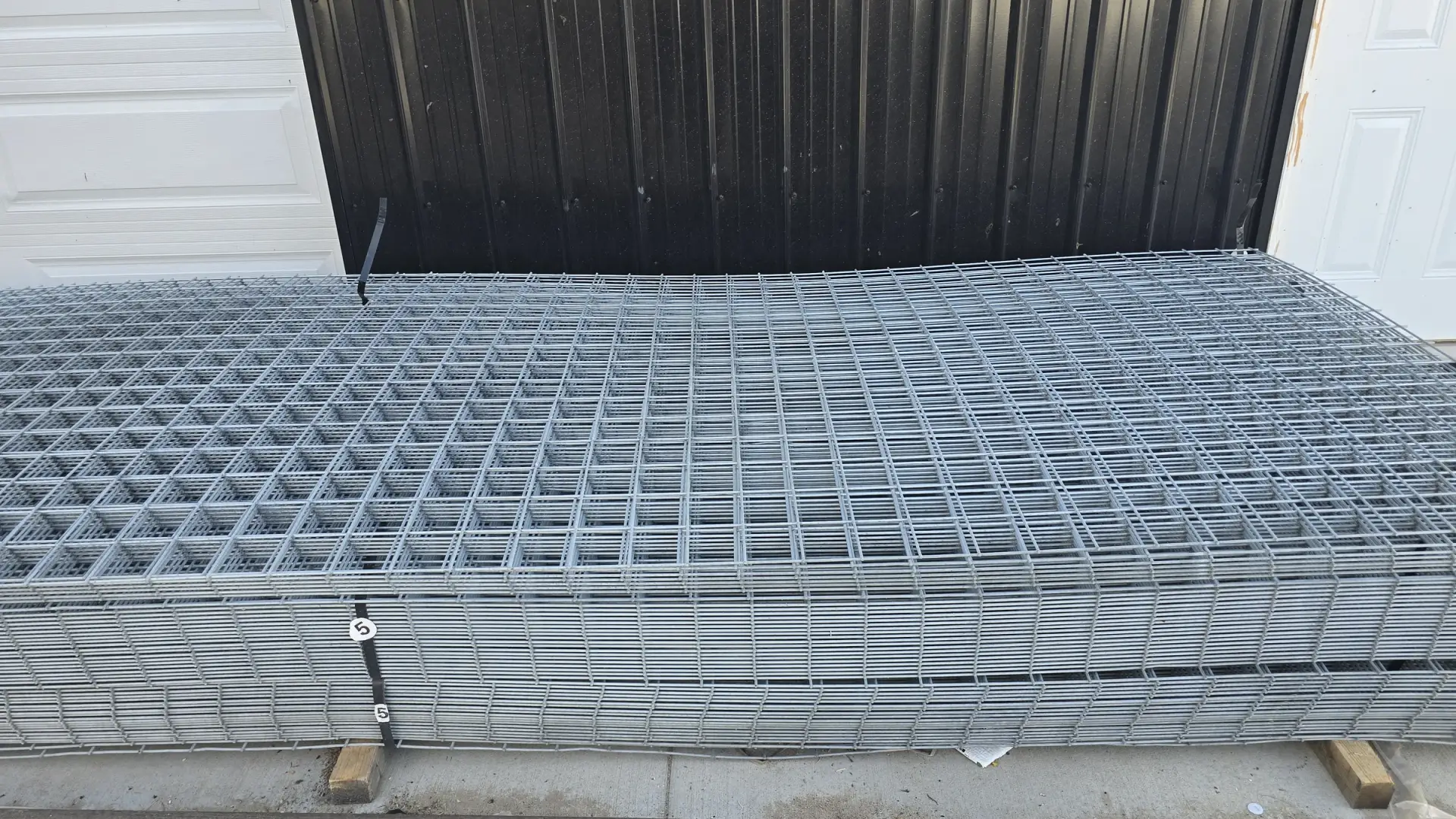 fencing wire panels hero